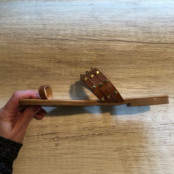 Tiara Cognac Studded Sandal - Picture 7 of 7